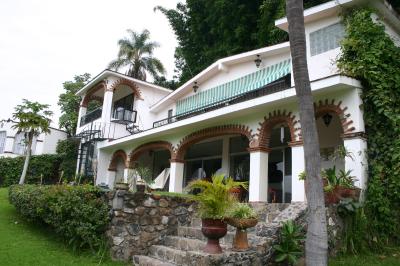 Villa For sale in Cuernavaca, Morelos, Mexico - Club de Golf Cuernavaca