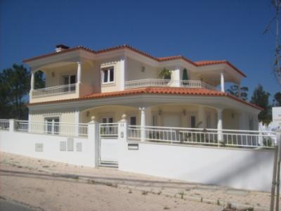 Villa For sale in S.Marinho do Porto, Portugal